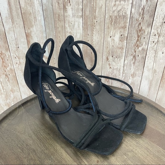 Free People Black Lace Up Suede Heeled Sandal Size EU 41 Women - Picture 1 of 7